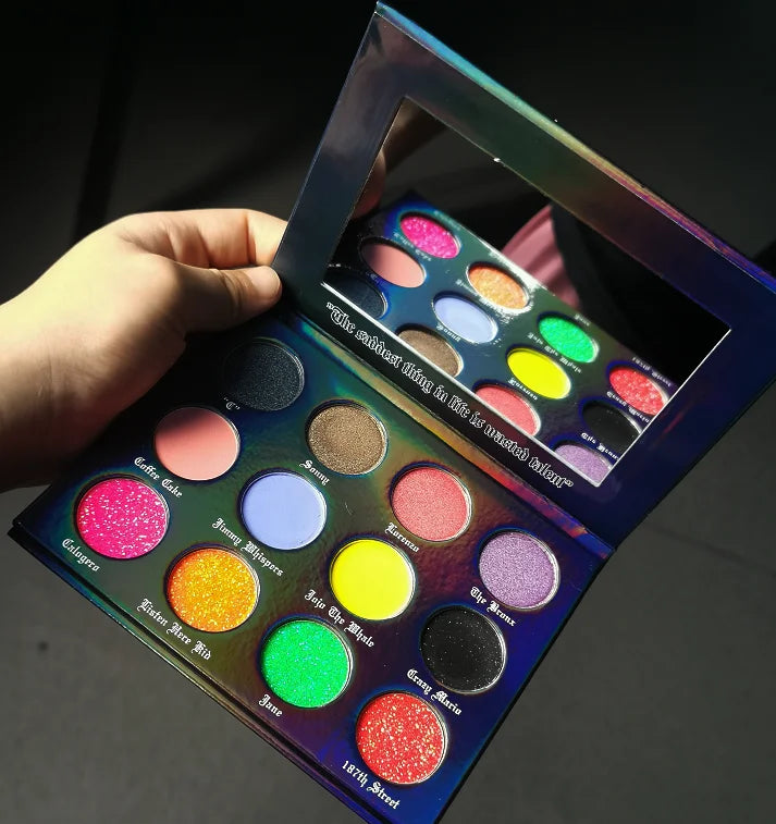 M12r Hot Selling Customize Logo Empty Makeup Cardboard Vegan High Pigmented Private Label DIY Eyeshadow Palette
