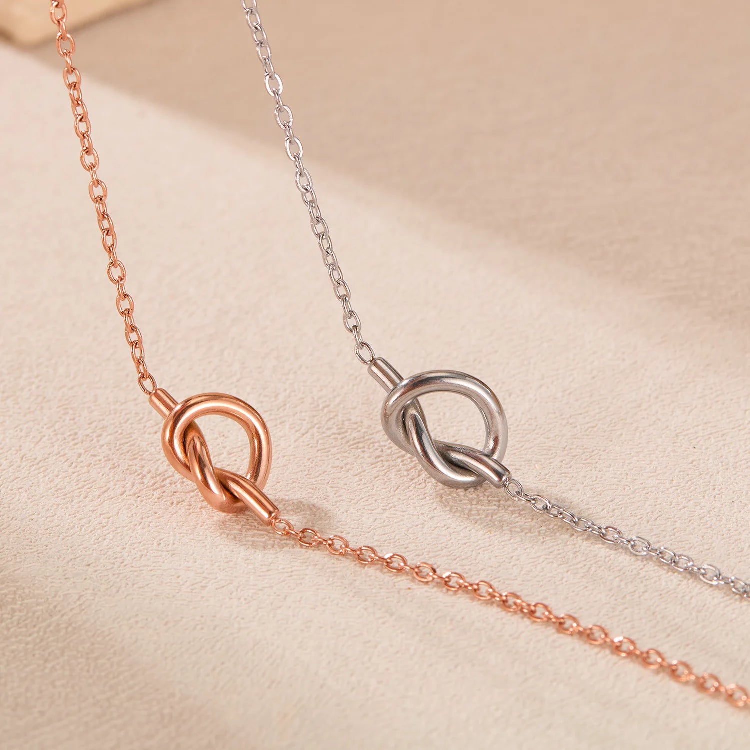 MC173 Wholesale Collier Stainless Steel Geometric Rope Knot Charm Necklace Rose Gold Plated Fashion Pendant Necklace for Women