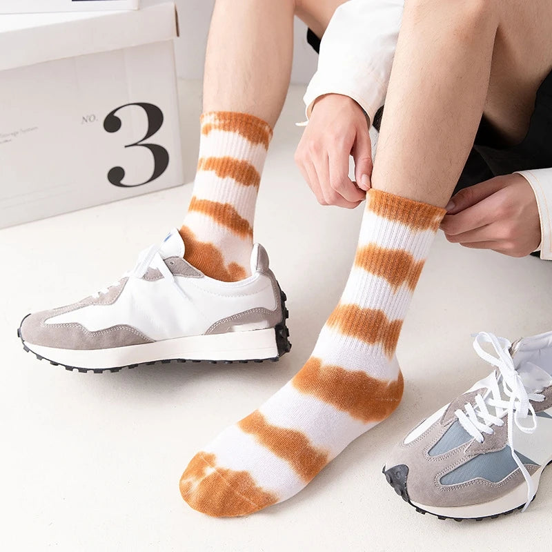 Top-end Quality Hosiery Men's Summer Sports Casual Crew Socks Creative Design Tie Dye Combed Cotton Breathable Socks