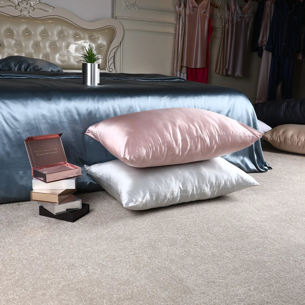 Silk Pillowcase 22 Momme 100% Pure Natural Soft Breathable Pillow Cover With Zipper Closure European Size Solid Color