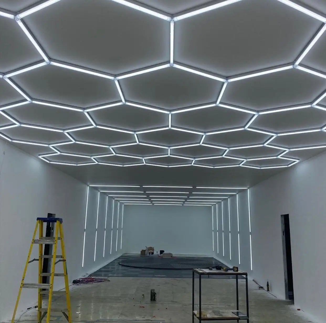 High Brightness Portable Hexagon LED Light Seamless Connection Car Wash Detailing Lights Waterproof Feature for Workshop