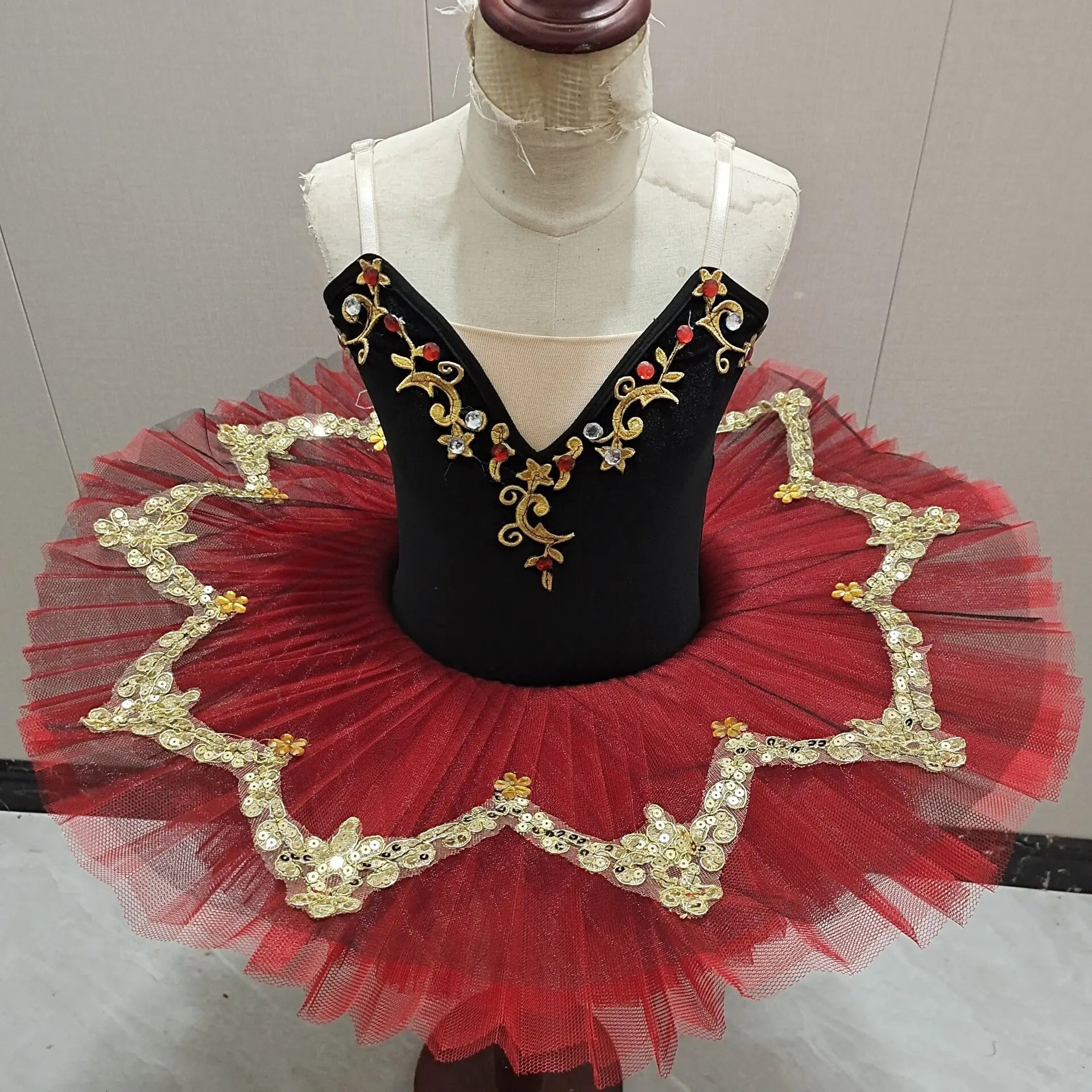New Girls Ballet Skirt Dance Performance Dress Competition Gauze Strap Clothing Wholesale