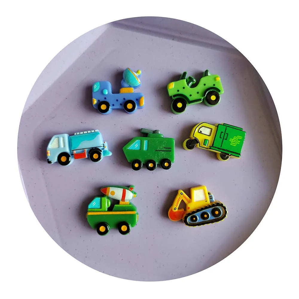 100Pcs Resin Cartoon Flatback Bus Excavator Car Embellishments Crafts Decorate Cabochon Scrapbooking DIY Phone Case Charm