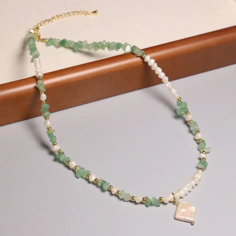 Irregular Natural Stone Choker Green Aventurine Beaded Clavicle Necklace Baroque Pearl Charm Dainty Jewelry for Women Men Gift