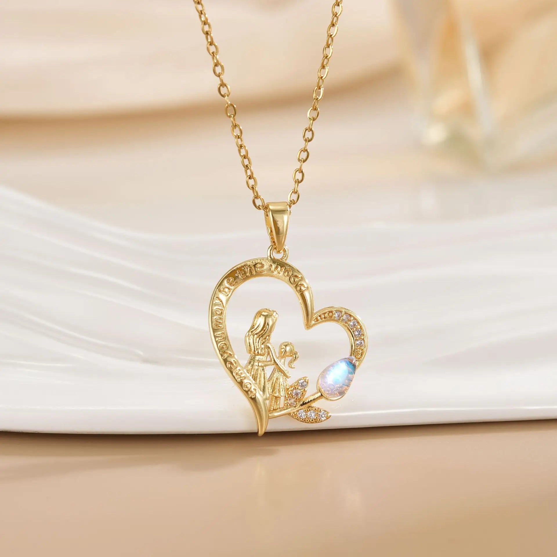 Simple High-Grade STAINLESS  Steel Necklace Gold Plated Heart-Shaped Tulip Clavicle Chain Zircon for Mother's Day Foreign Trade
