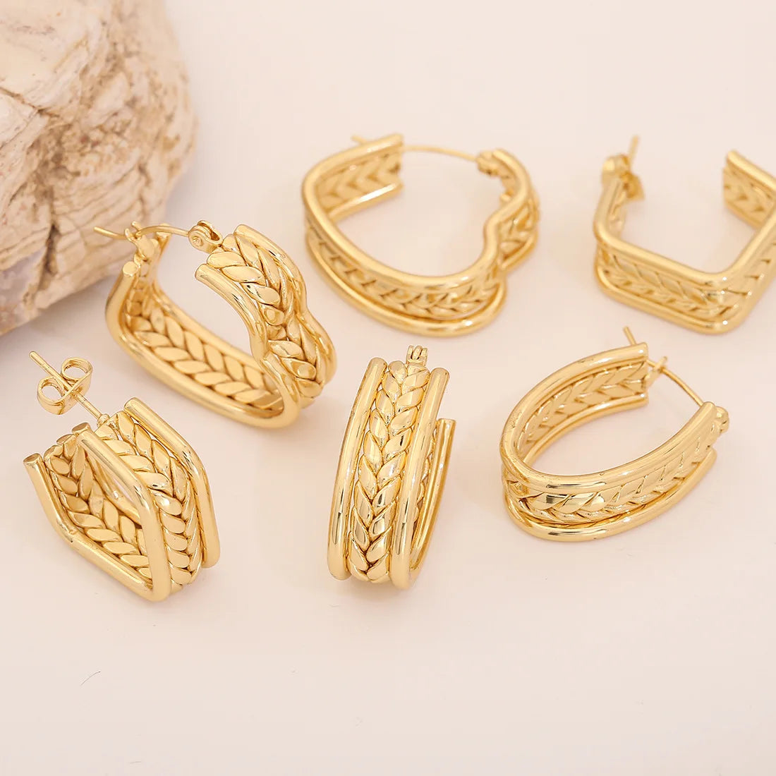 Niche Exaggerated Braided Heart Earrings Waterproof Stainless Steel Earring Geometric U Shaped Earrings for Women