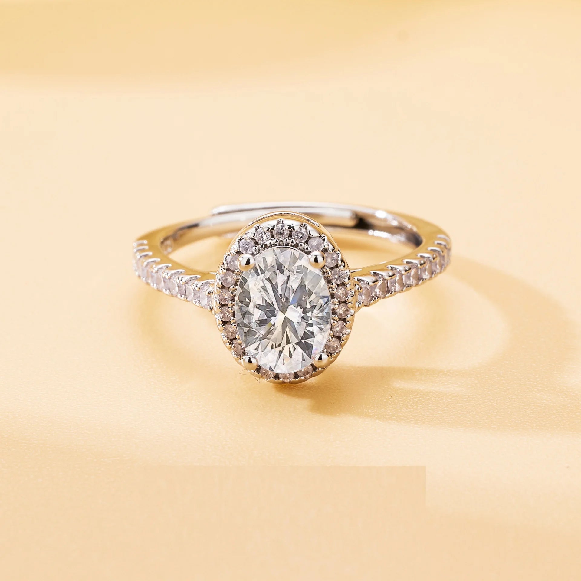 Luxury Silver Plated Wedding Ring For Women Heart Shape 1carat Diamond Moissanite Diamond Zircon Ring Engagement Finger Ring