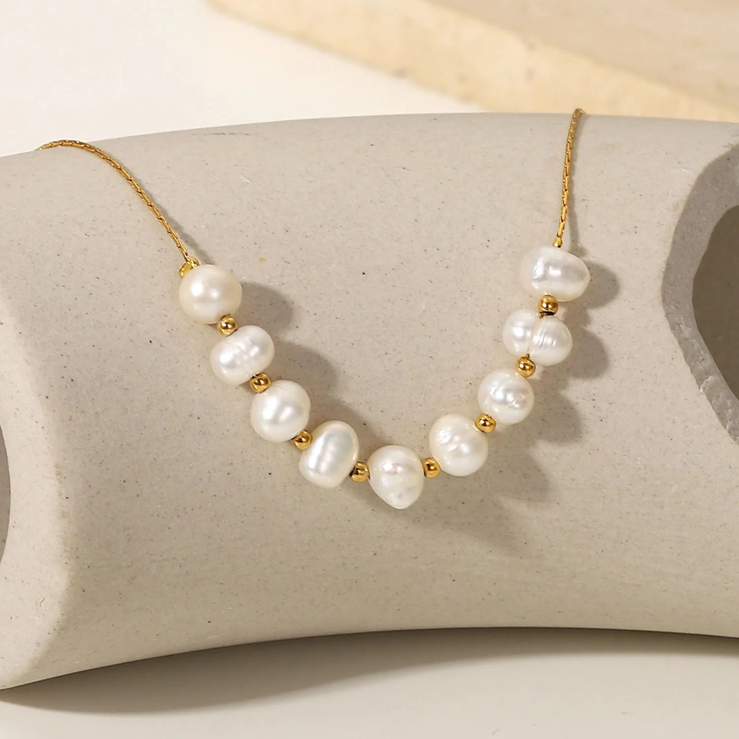 Aimgal Fine Jewelry Wholesale 304 Stainless Steel PVD Plated 18K Gold Baroque Freshwater Pearl Bracelet