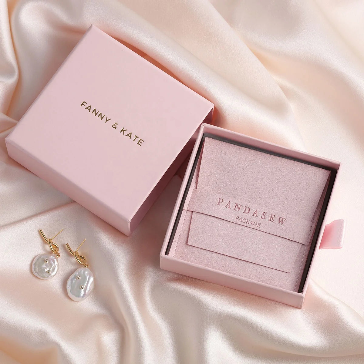 PandaSew Luxury Jewelry Box Custom Logo Bracelet Packaging Necklace Box Paper with Microfiber Pouch