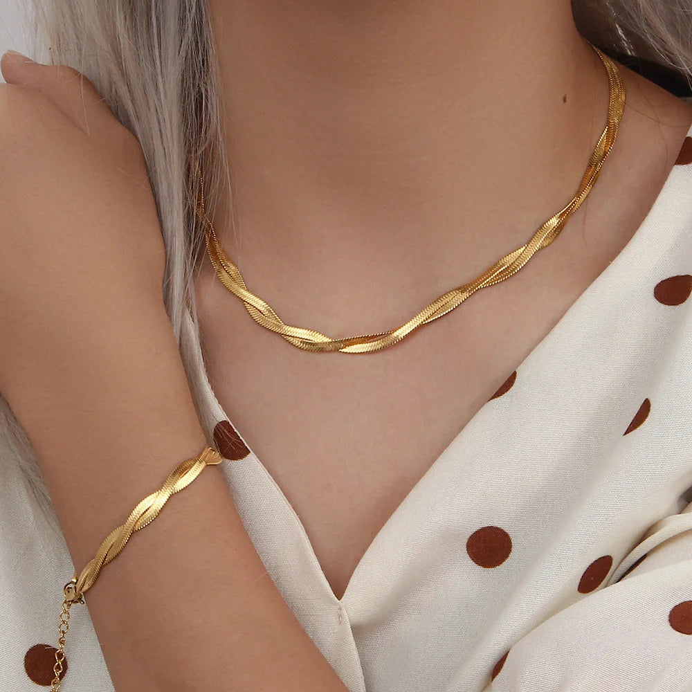 Wholesale Bridal Jewelry Accessories Women Stainless Steel Herringbone Snake Heart-Shaped Chain Jewelry 2 Pieces Necklace Sets