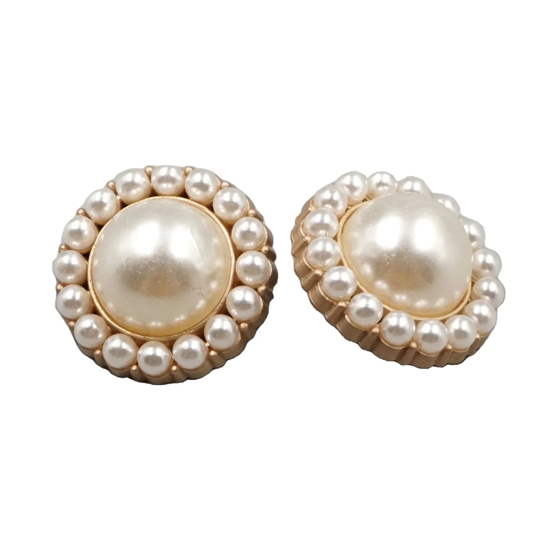 Free Sample Garment Accessories Hand Sewing Rhinestone Pearl Buttons