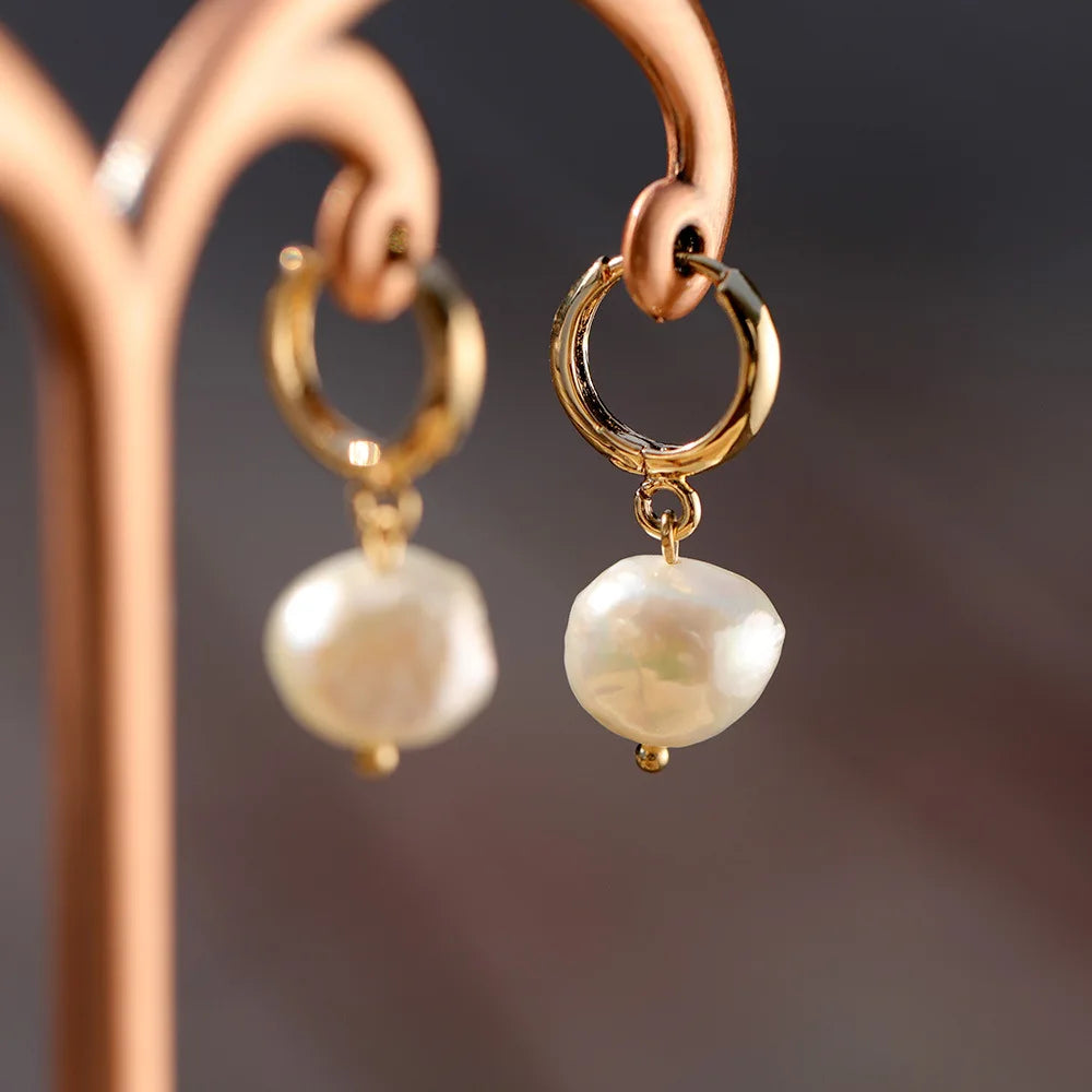 Lady Fashion Asymmetric Pearls Hoop Earrings for Women Boho Link Drop Earrings Wedding Jewelry Party gifts