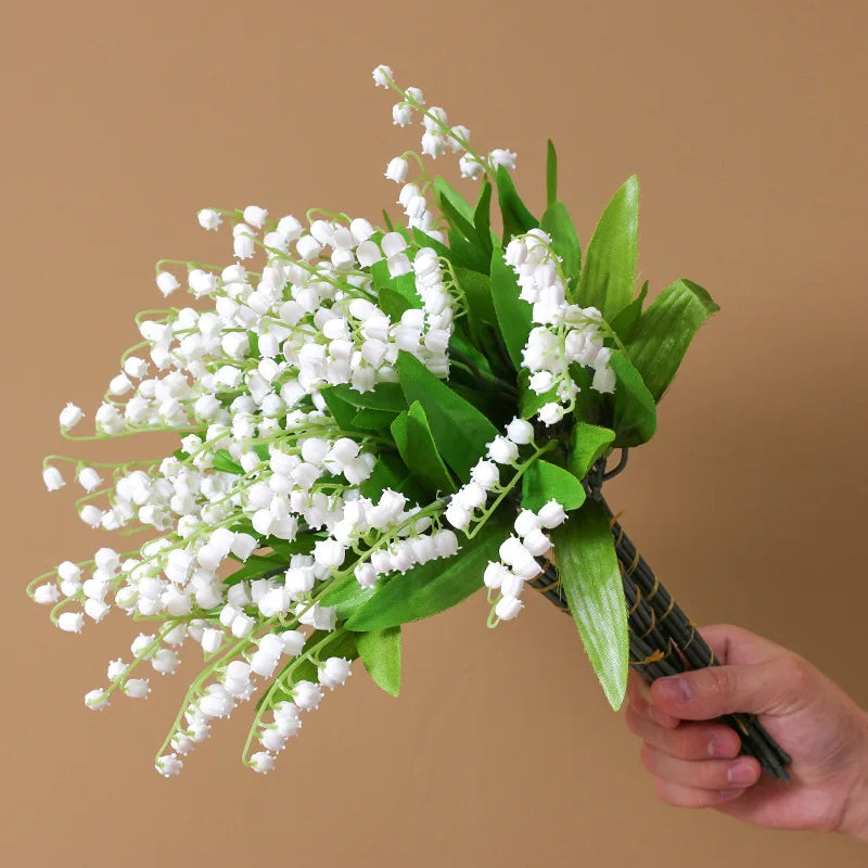 L Wholesale Silk Plastic Convallaria Majalis Flower Branches Lilies Flowers Stems Decor Lily of the Valley Convallaria Planting
