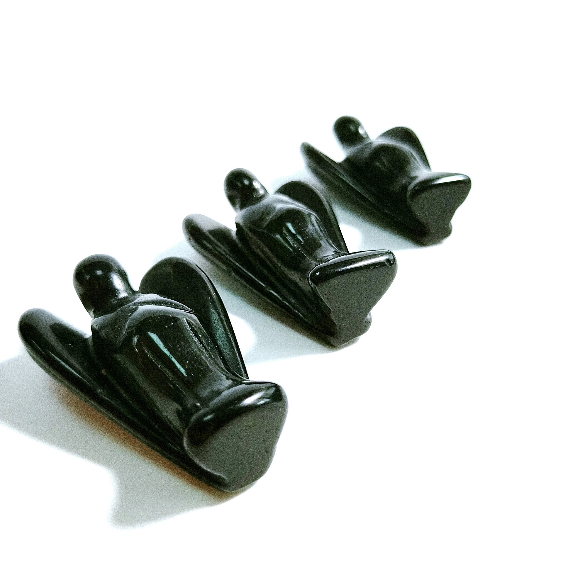 Huiying New 2 inch Natural Gemstone Crystalangel Handmade Carving black obsidianangel Crystal for Healing Crafts