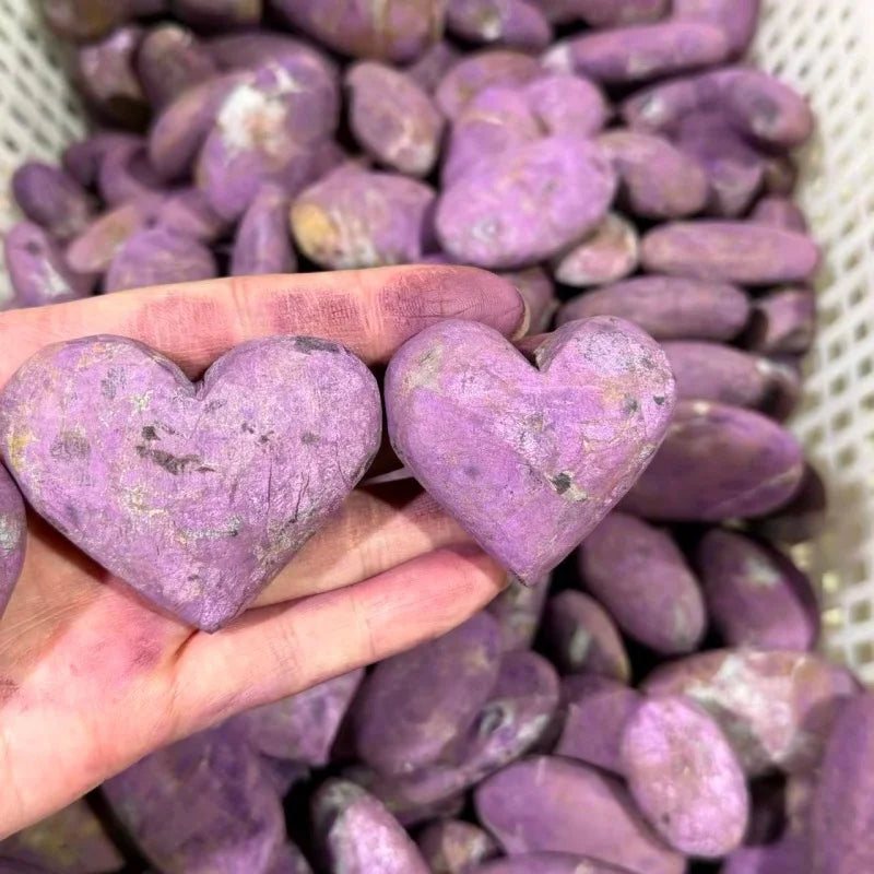 Natural Rare Deep Purple Purpurite Engraved Heart Shape Palm Stone Healing Crystals Polished Love Heart Gemstone Feng Shui Decor