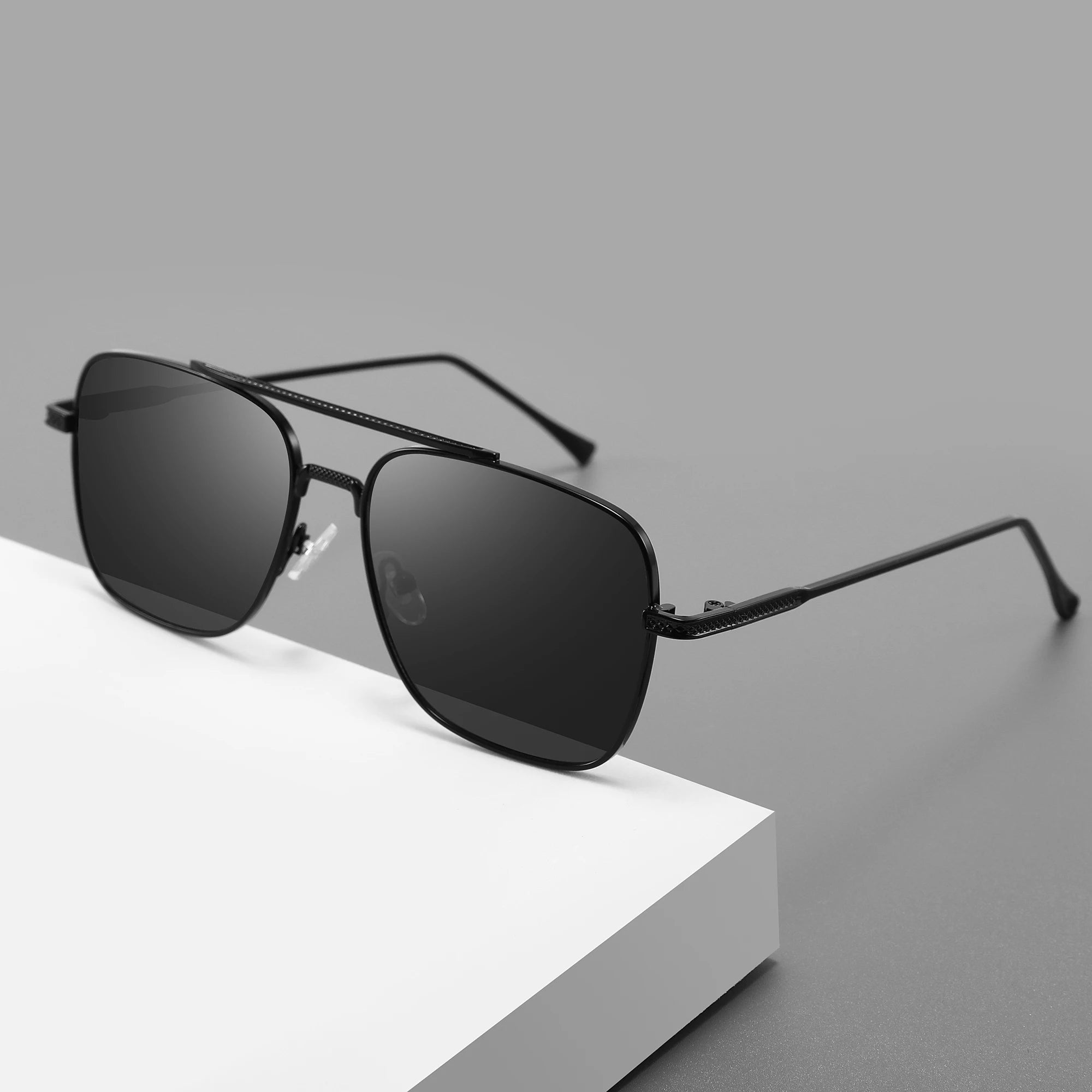 CONCHEN New Arrivals Fashion Design Personality Luxury Trendy Shades Popular Metal Sunglasses Sun Glasses