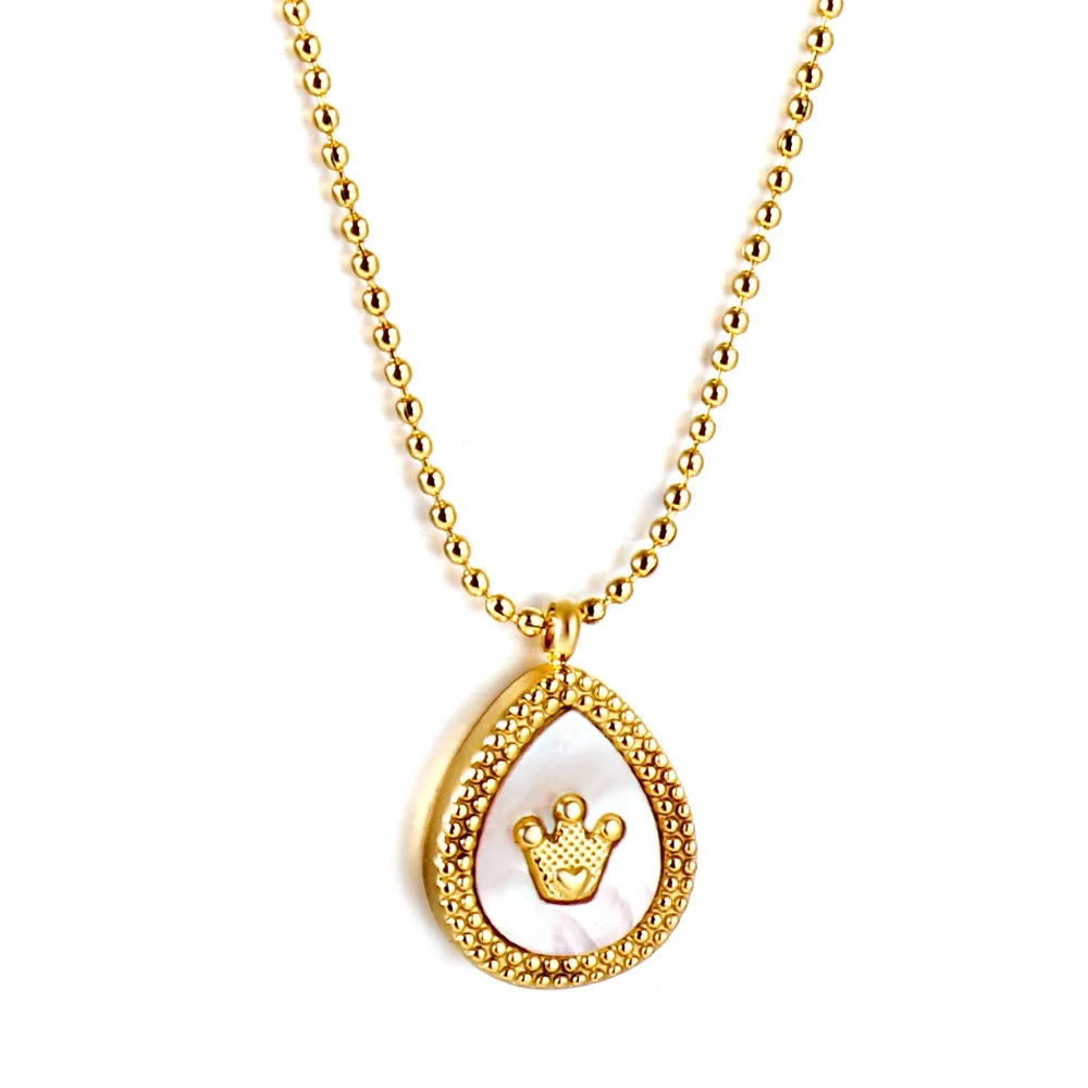 Europe America Trend Gold Plated Fashion  Jewelry Crown Pendant Necklace 18K Stainless Steel Necklace for Women Gift Party