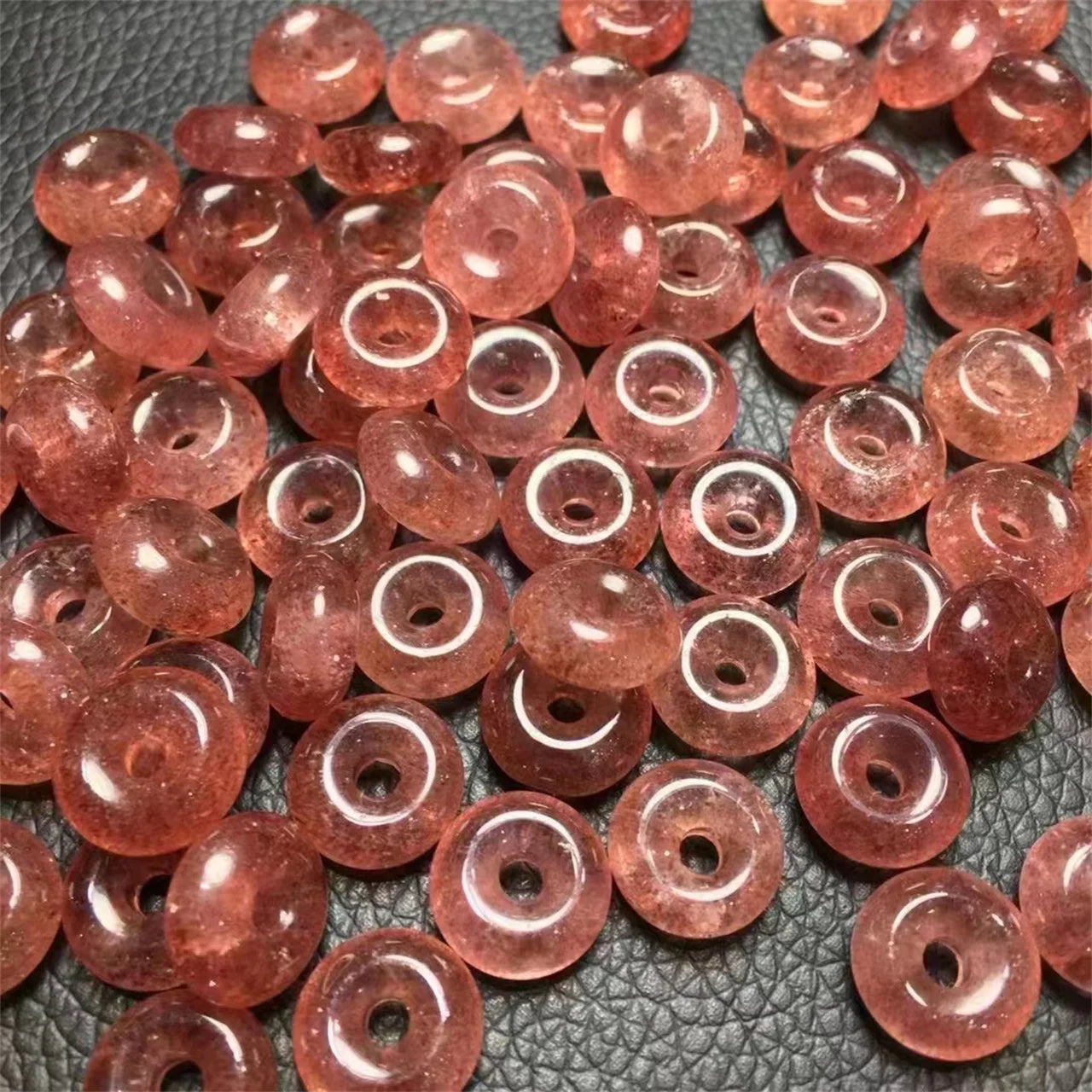 Natural Crystal Safety Button Carving Strawberry Quartz Amethyst Peace Buckle for Healing Energy