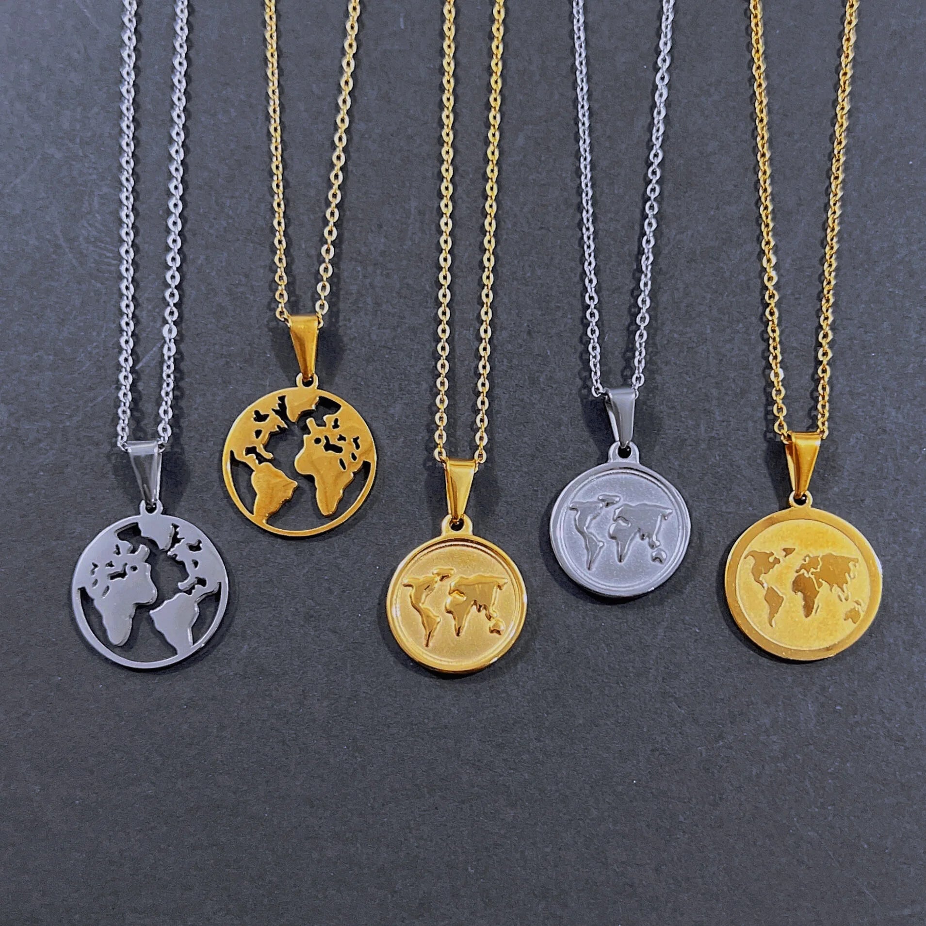 Fashion Jewelry Men Women Stainless Steel Country Map Necklace 18k Gold Plated Travel World Map Pendant Globe Necklace