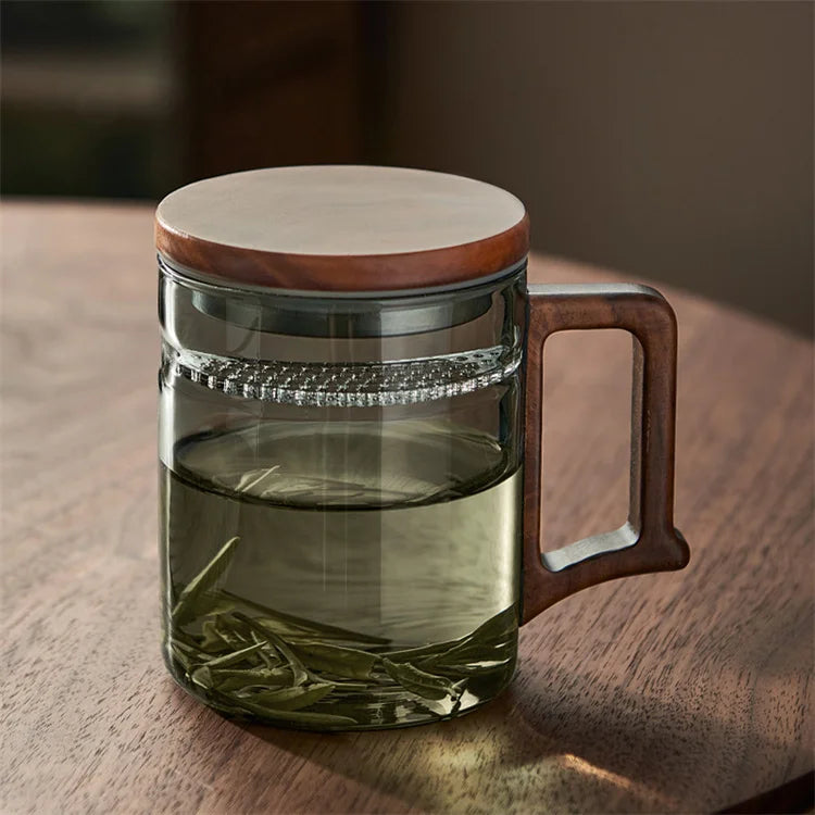 ODM OEM Heat Resistant Glassware Black Dishwasher Safe Hand Blown High Borosilicate Glass Tea Cup Set With Wood Lid and Handle