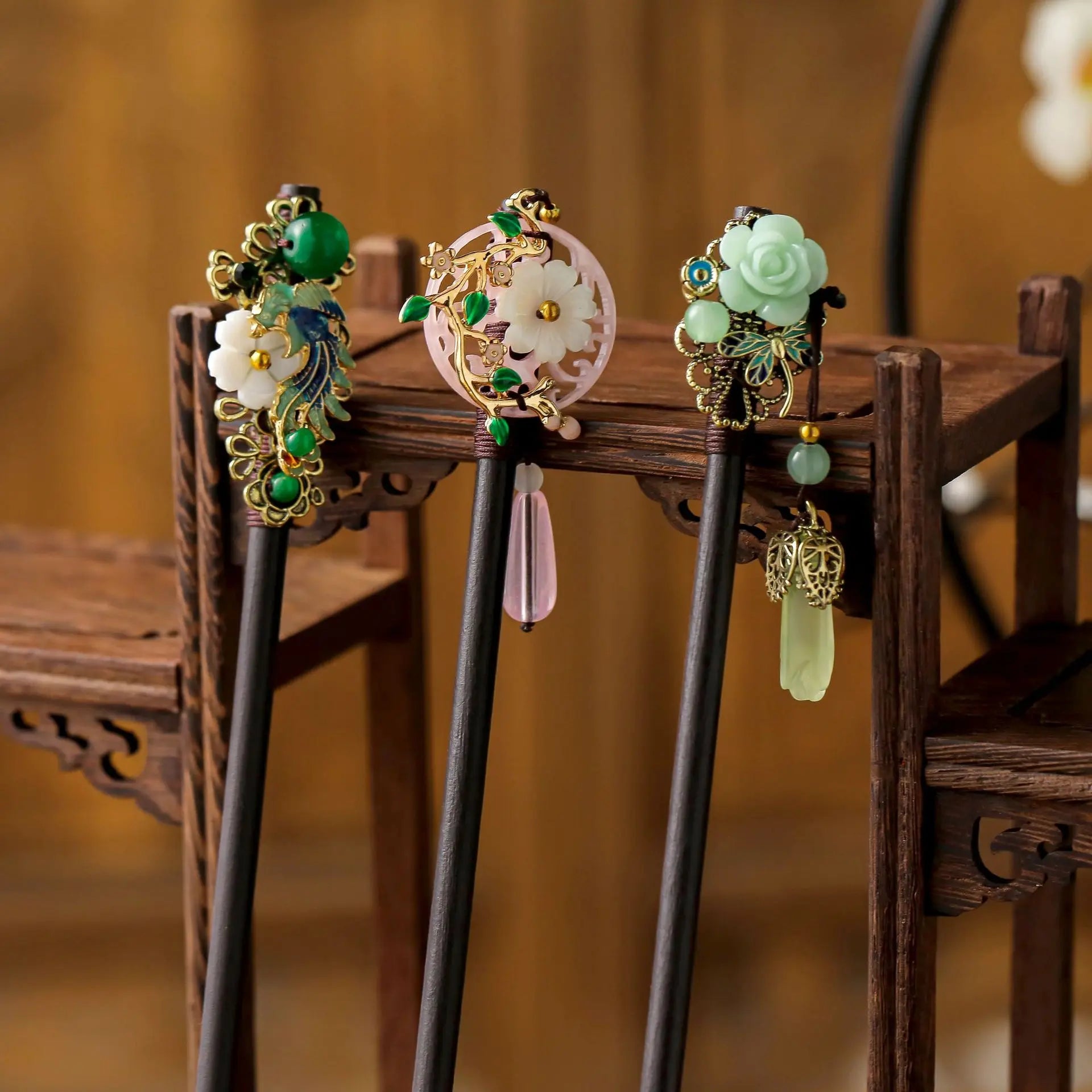 Vintage Wood Hairpin Hair Sticks Flower Bead Tassel Hairpin Chinese Style Wood Tassel Step Shaking Hairpin Chopstick Hair Stick