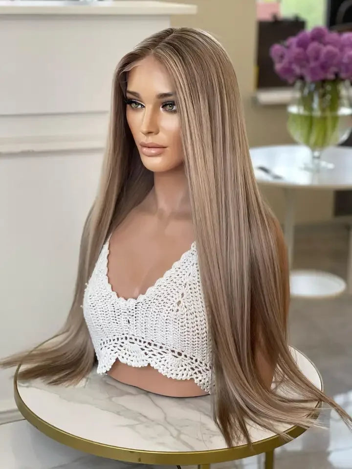 Ombre Blonde Color Natural Hairline Lace Wig Straight Virgin Remy European Human Hair Wig Transparent Swiss Lace Front Wig