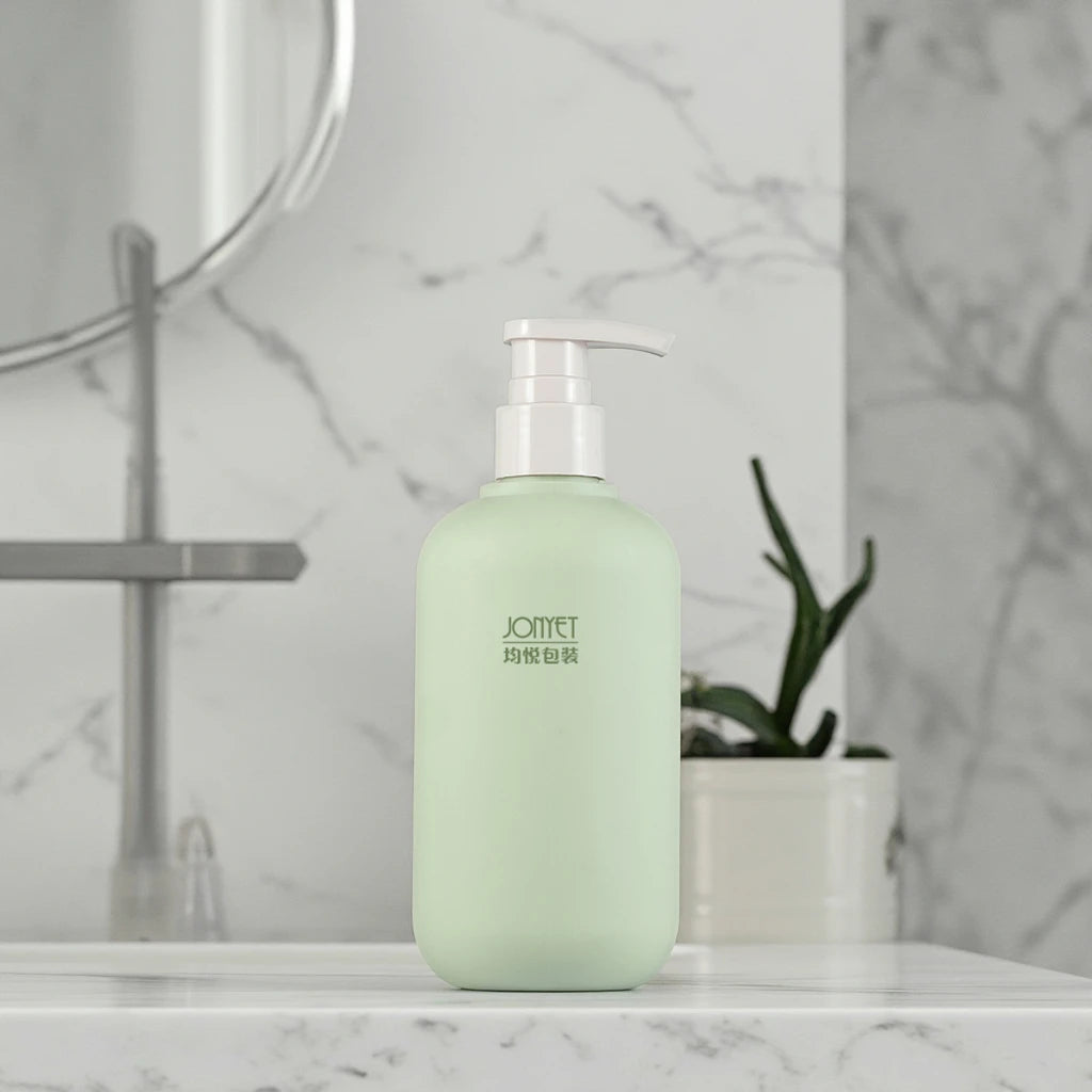 Custom Color Eco-Friendly HDPE Soft Touch Shower Gel Bottles 200/300/400/500ml Flip Cap Squeeze Bottles for Body Wash Packaging