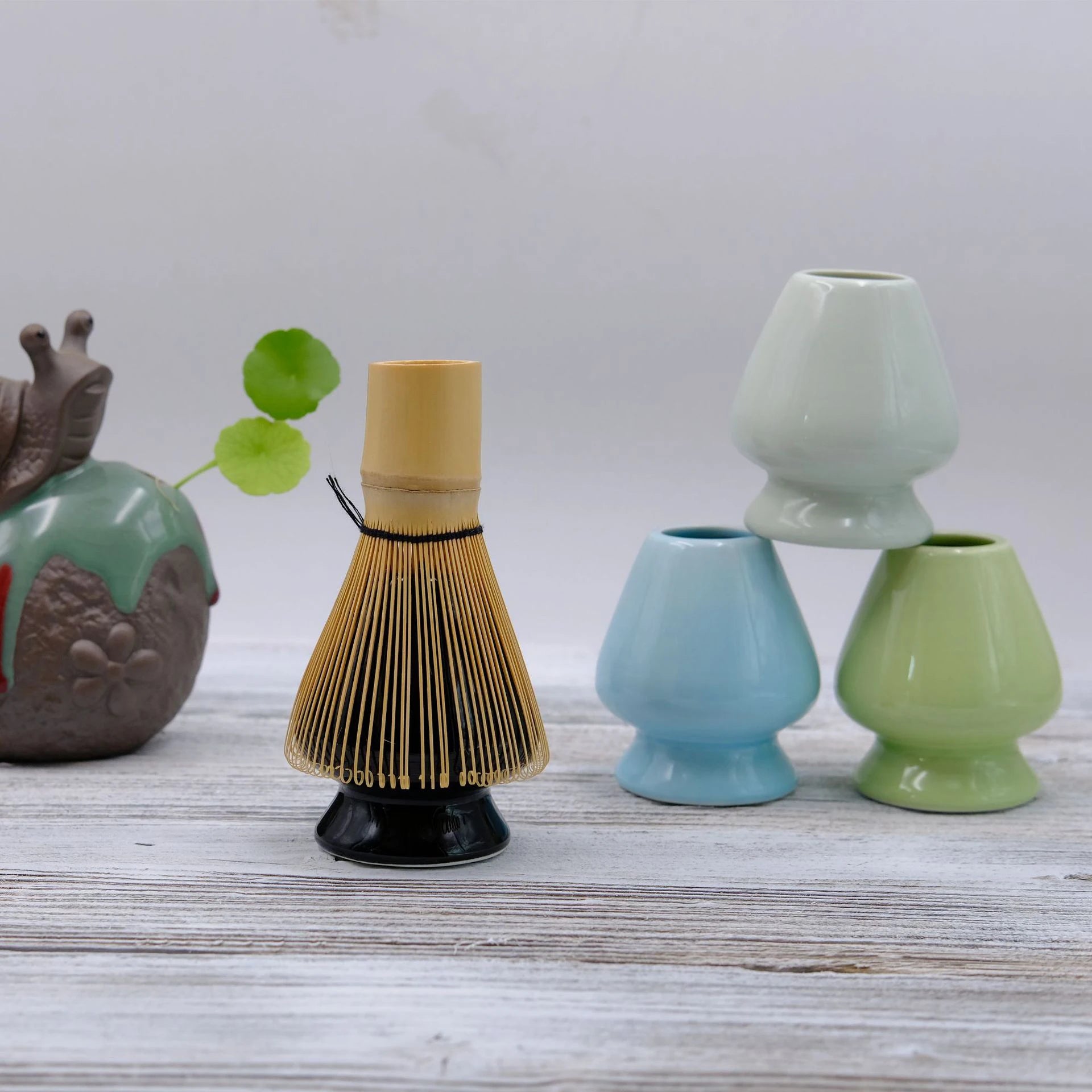 Bamboo Matcha Tea Whisk Stand Light Green Japanese Matcha Whisk Rest Ceramic Chasen Holder Tea Set Accessories
