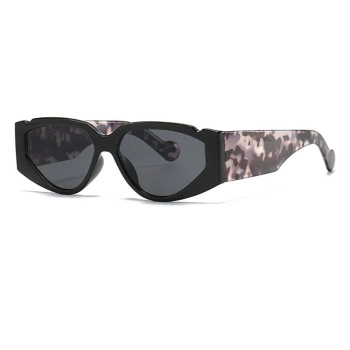 Wholesale Stock Luxury Brown PC Small Frame Fashion Trendy Super Star Rihanna Sunglasses for Women Men