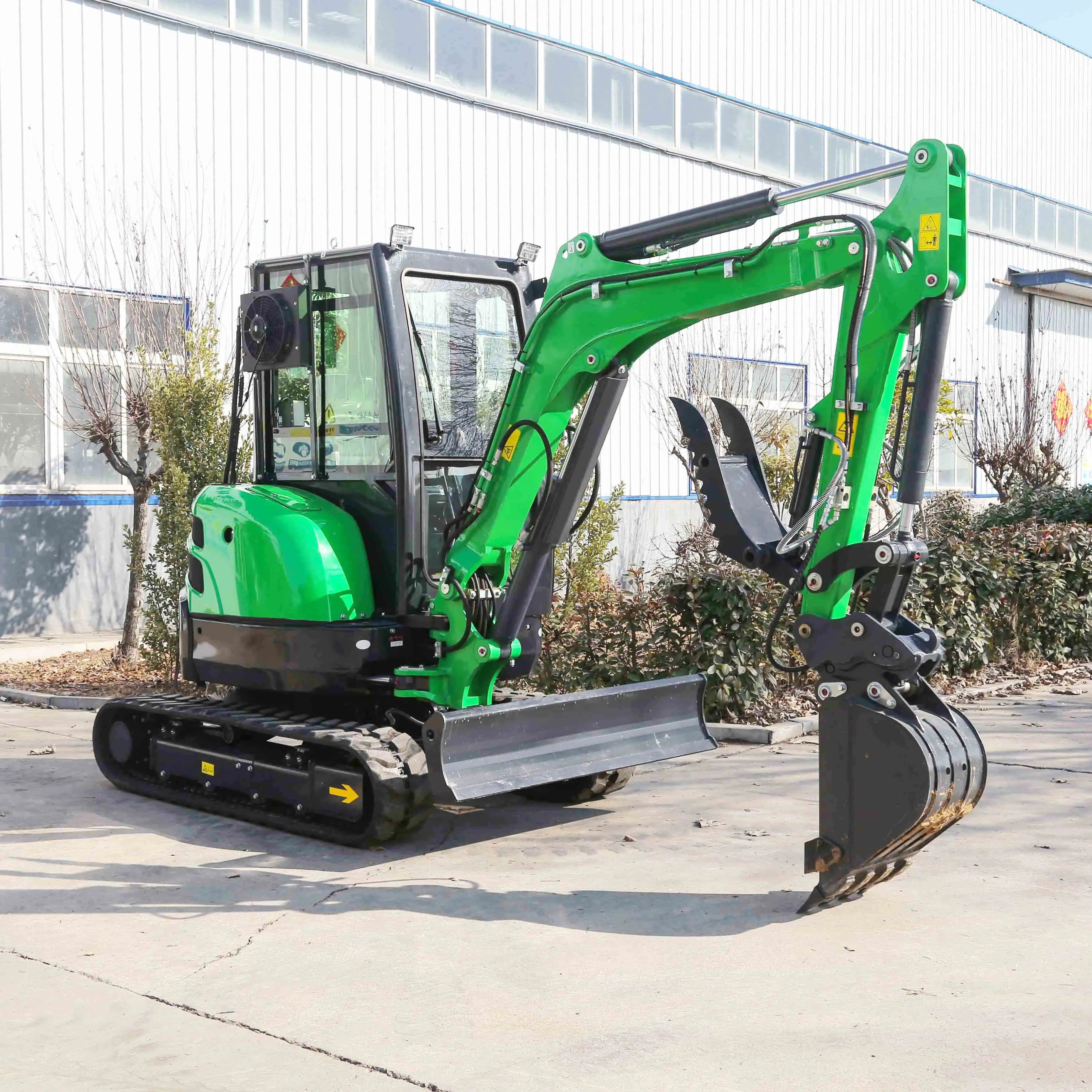 2 Ton Mini Excavator CE/TUV Certified KOOP Diesel Engine Hydraulic Crawler Digger 1400mm Digging Depth Eaton Hydraulic System