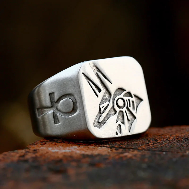 SS8-747R New Creative Design Stainless Steel Egyptian Anubis Ring Gods Horus Pattern Ring for Men Vintage Jewelry Wholesale