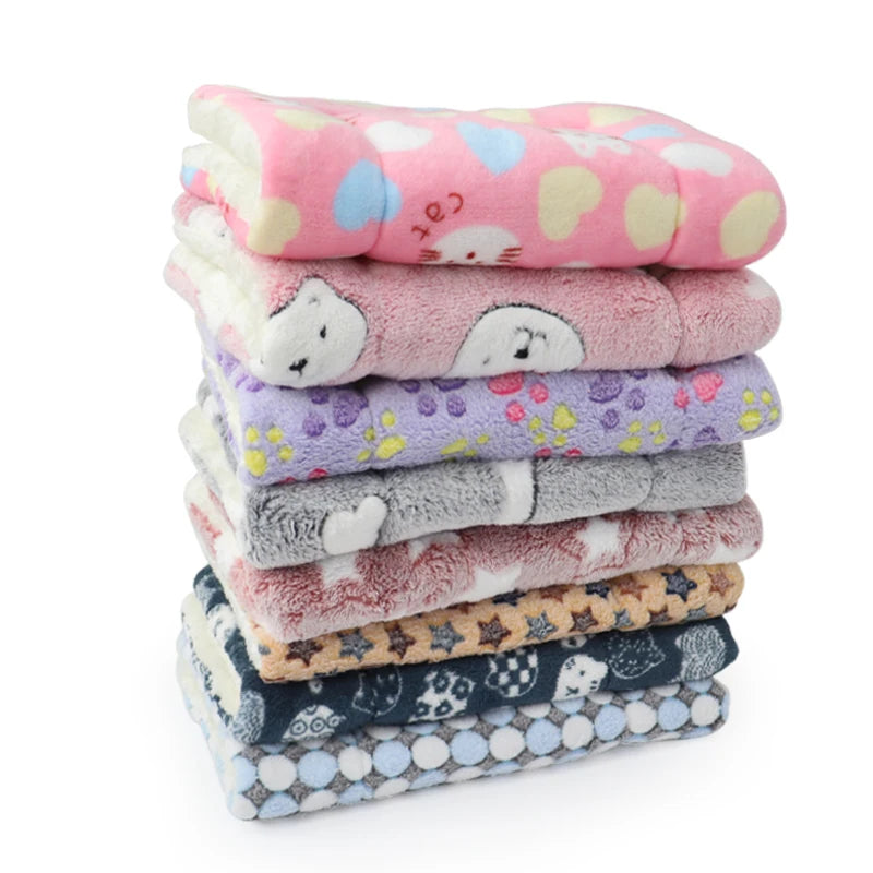 Custom Warm Thickened Fluffy Premium Fleece Pet Blanket Dog Bed Blanket Cute Print Design Washable Fluffy Blanket for Puppy Cat