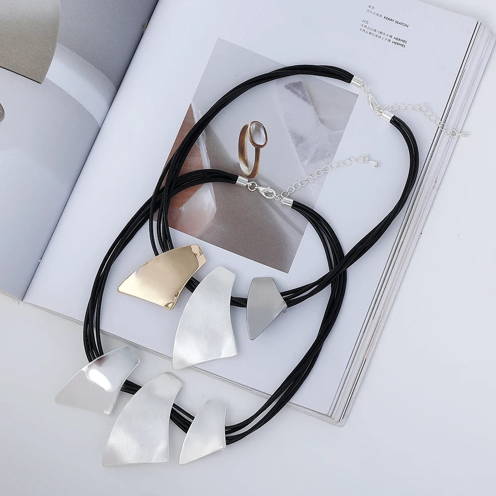TongLing European Vintage Geometric Irregular Necklace Strand Simple Vintage Layered Necklace for Women