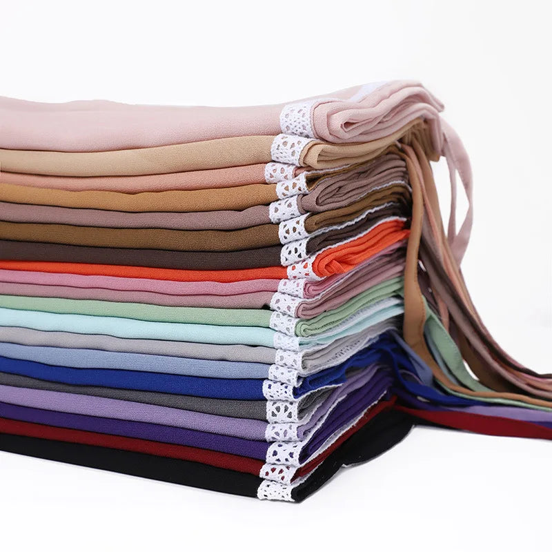 Wholesale of Fashionable New Gauze Scarves Fashionable Pearl Chiffon Straps Lace Headscarves Hijab