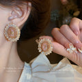 Wholesale Cute Style White Crystal Stud Earrings Top Fashion Bezel Setting Zinc Alloy for Anniversary Gift Occasions