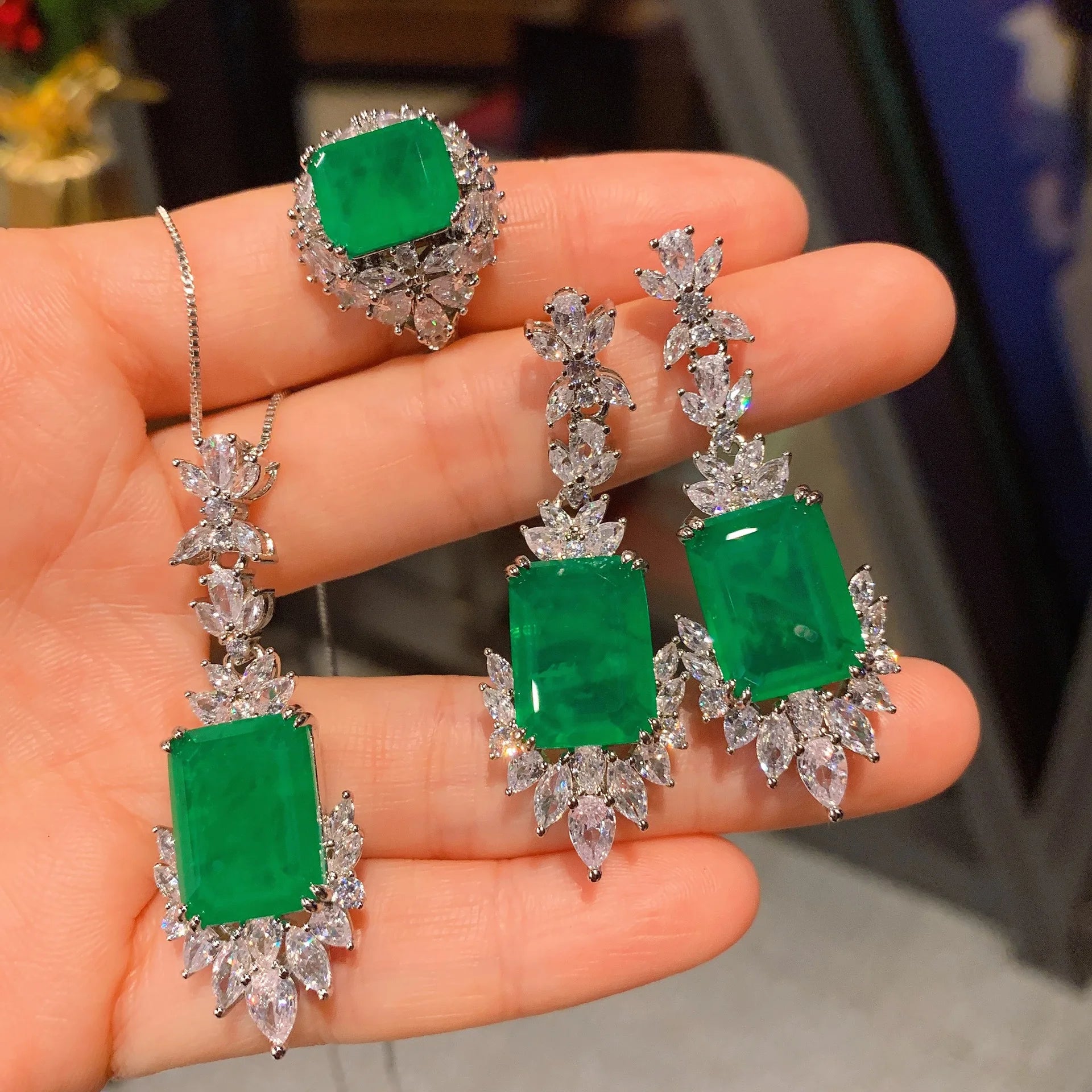 Originality Geometric Square Jewelry Sets Shine Temperament Diamond Necklace Emerald Ring Necklace for Women