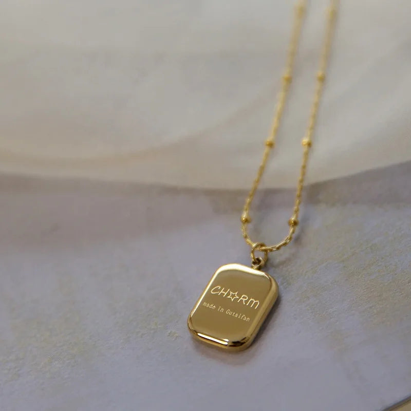 GT Golden Square Letter Pendant 18k Gold Plating Chains Necklace Small Square Cube Pendant Clavicle Chain Necklace