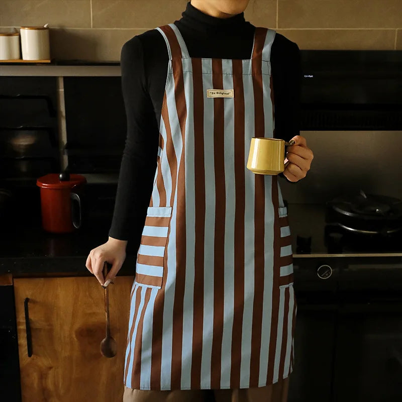 New Design Polyester Waterproof Cross Strap Household Kitchen Apron for Women with Pockets
