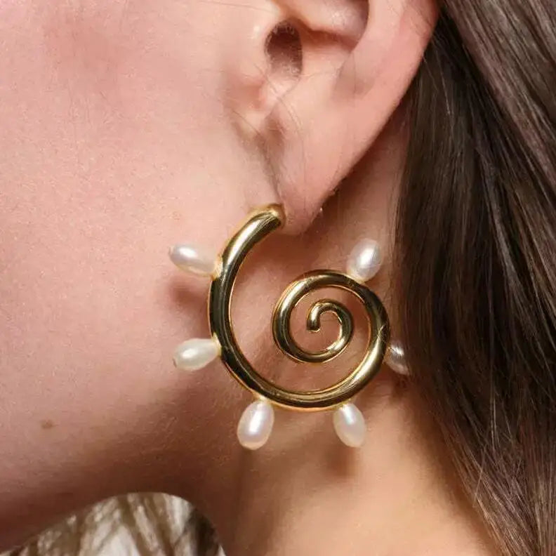 2025 New Arrival Fashion 18K PVD Gold Titanium Steel Retro Simple Earrings Vortex Pearl Earrings Stainless Steel Spiral Earrings