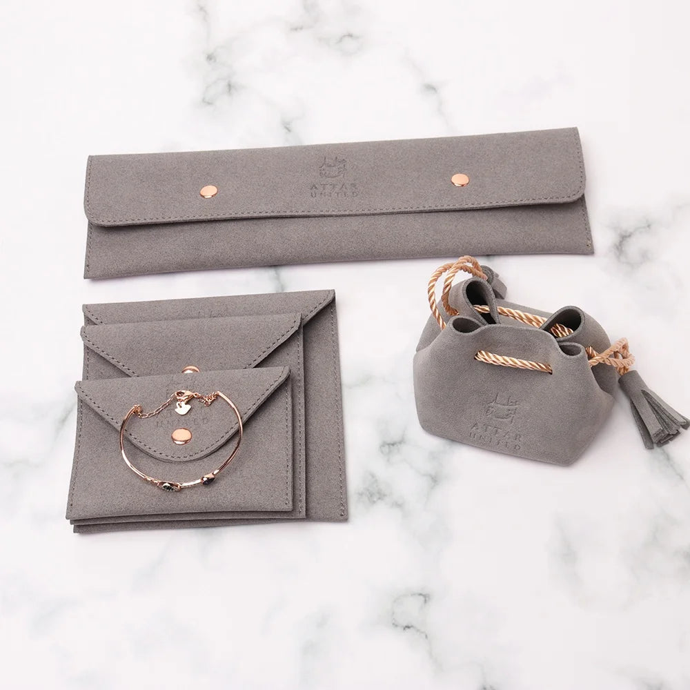Travel Jewelry Case Organizer Bag Jewelry Carrying Pouch Portable Jewelry Storage Box Holder for Earrings Rings Necklaces