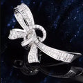 New Arrival Trendy Fine Jewelry 18K White Gold Real Diamond Necklace Pendant Bowknot Design for Women