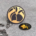 Custom Luxury Brands Die Cut Gold Foil Black Paper Garment Clothing Hoodies Round Swing Hang Tag With String for Casual Dress