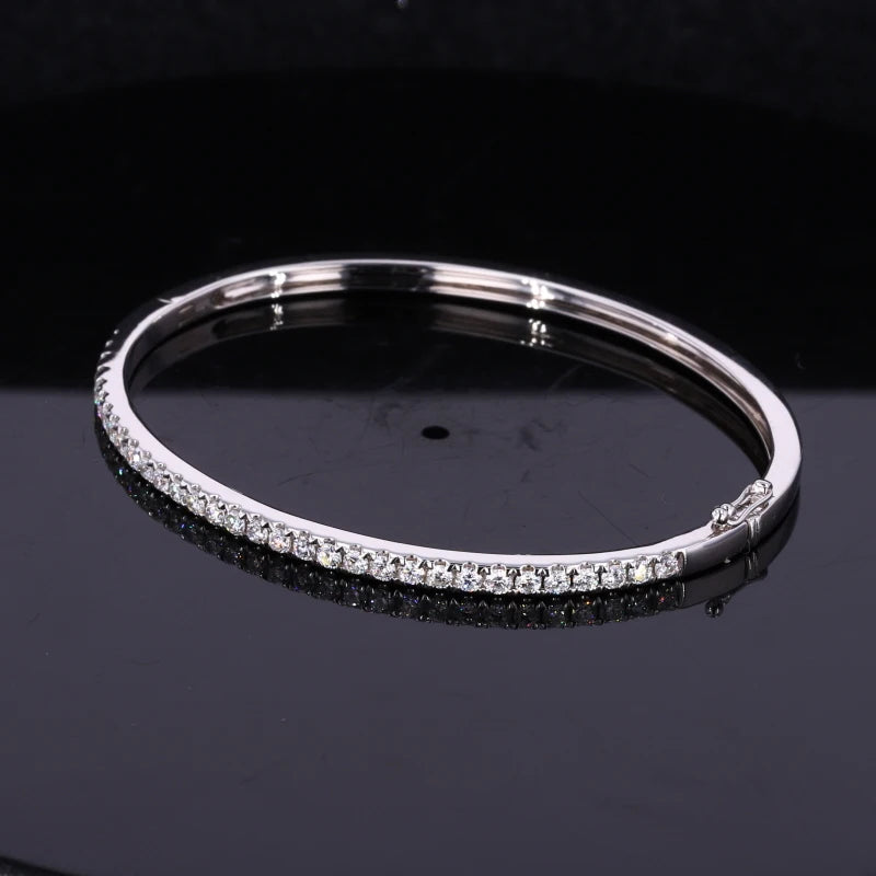 Starsgem Gold Bracelet Bangle Vvs Clarity Round Shape DEF Moissanite Bracelet 18k White Gold Bangle