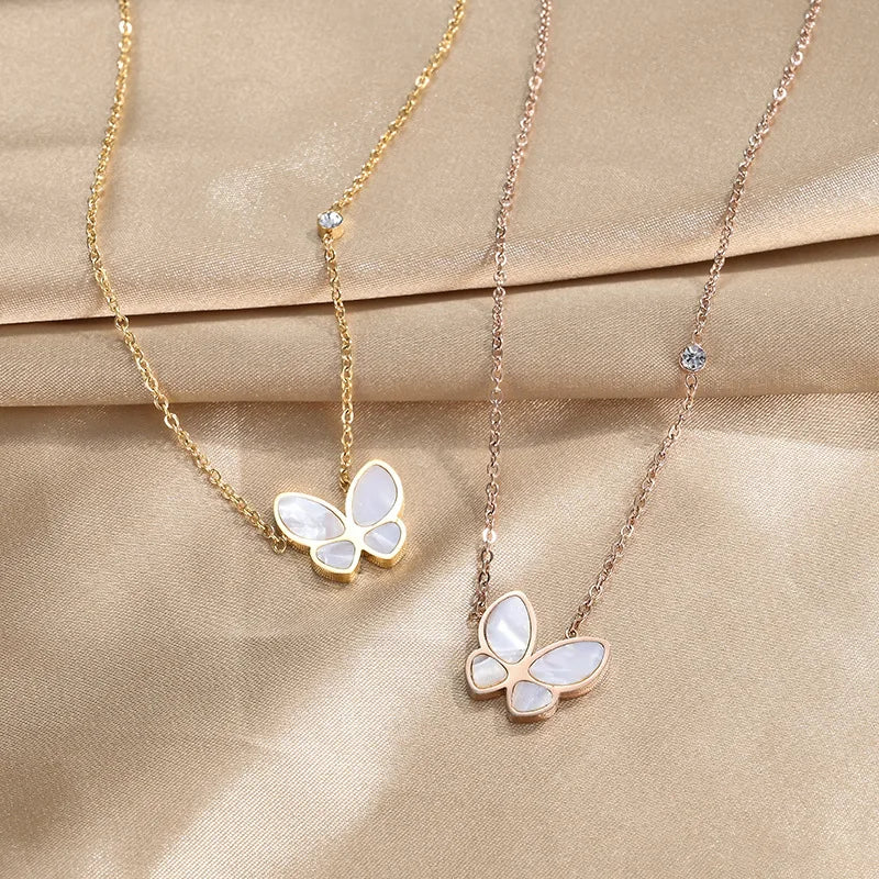 Fashion Jewelry Mother of Pearl 18K Gold Plated Butterfly Pendant Tarnish Free White Shell Butterfly Necklace Stainless Steel