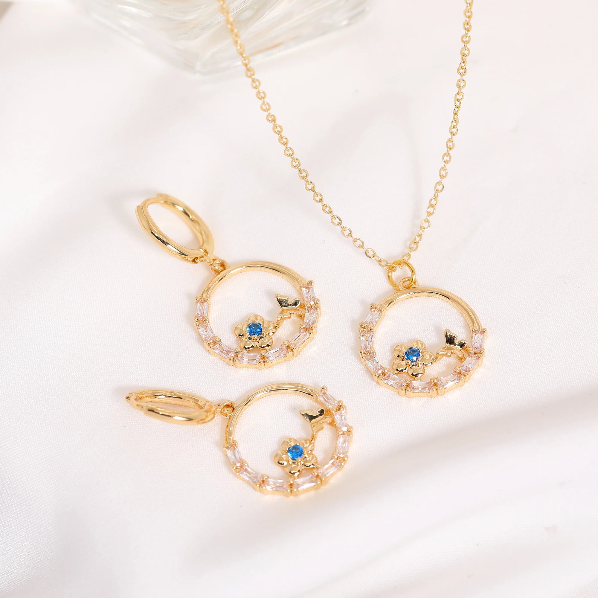 Women's Trendy Gold-Plated Brass Hoop Earrings Circle Butterfly Rose Zircon with Geometric Pattern Party Jewelry