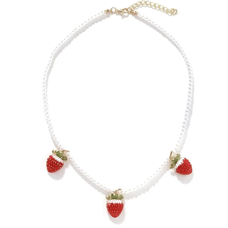 Kaimei 2025 New Arrival Fashion Jewelry Luxury Baroque Pearl Enamel Strawberry Pendant Necklace Handmade Bead Fruit Necklaces