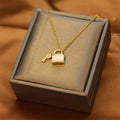 Wholesale Stainless Steel Cut Dainty Fashion Jewelry Zircon Diamond Shell Choker Lock Necklace Key Necklace