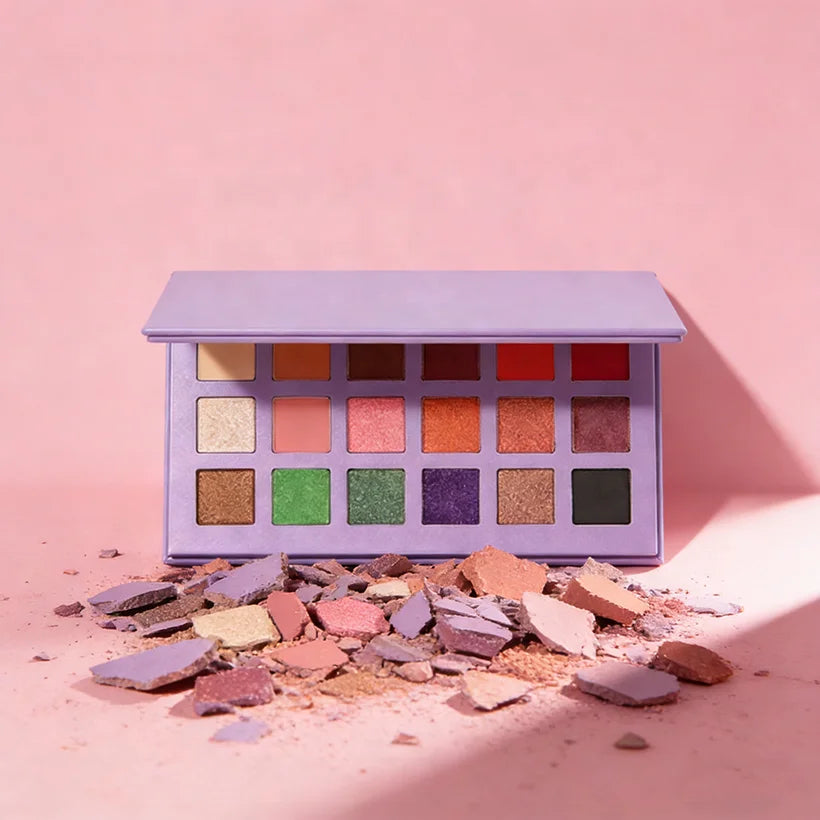 Custom 18-Color High Pigment Eyeshadow Palette Private Label Glitter Eyeshadow Powder for Dark Skin for Enhancing Eye Makeup