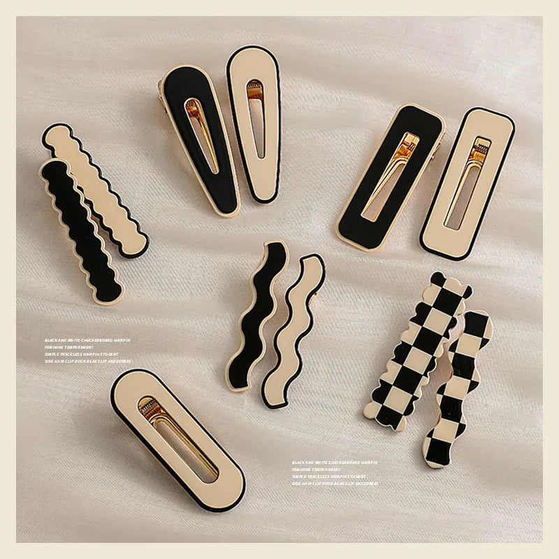 KLACOMA Fashion Black White Checkerboard Pattern European Korean Style Acetic Acid Material 7.5cm Student Side Duck Hair Clip