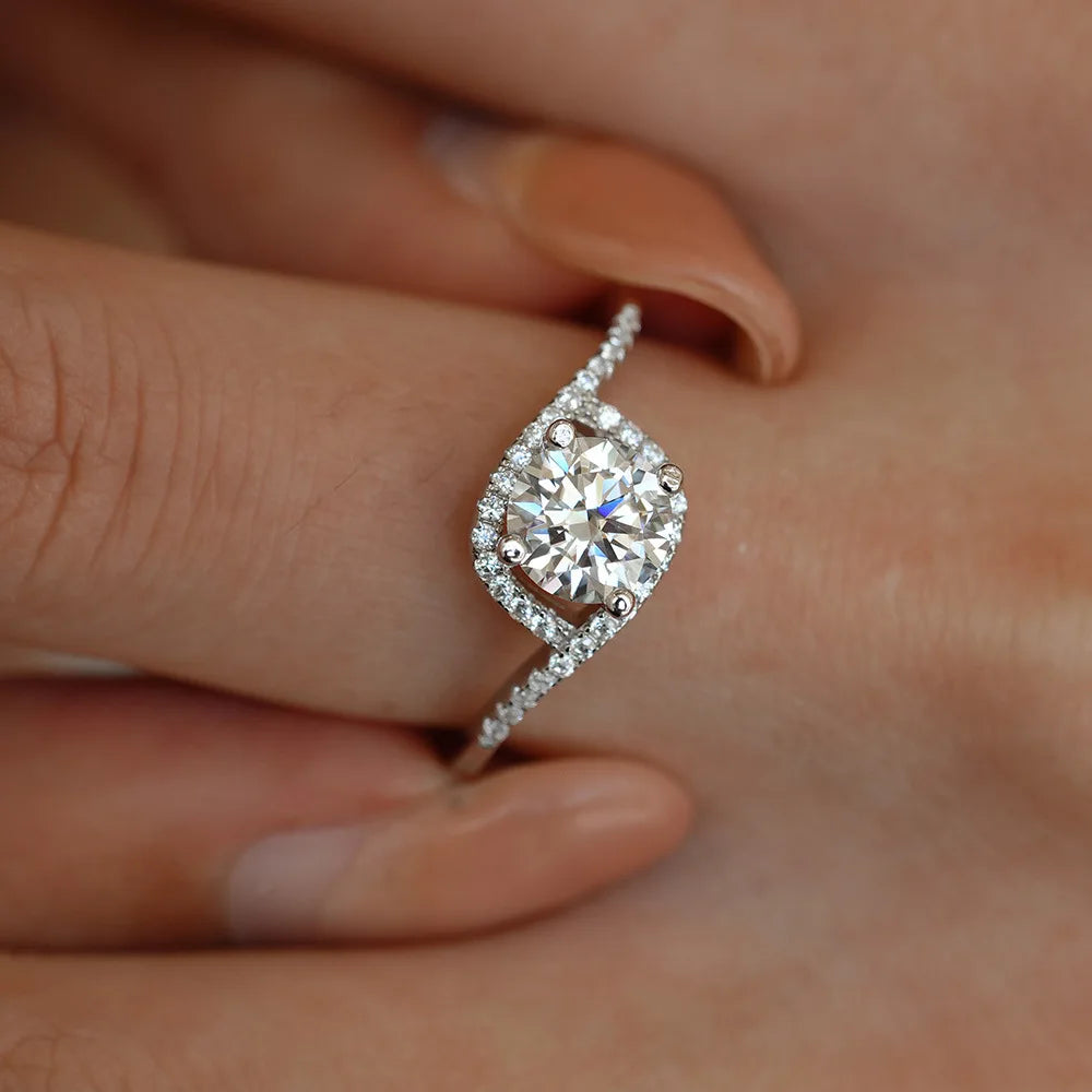 Factory Wholesale Fashion Jewelries Fine Wedding Rings 1ct 925 Sterling Silver Women's Moissanite Ring